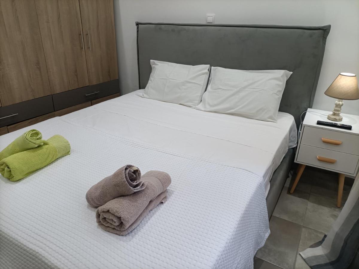 Апартаменты Travelers Tranquil & Chillout Apt Афины Экстерьер фото